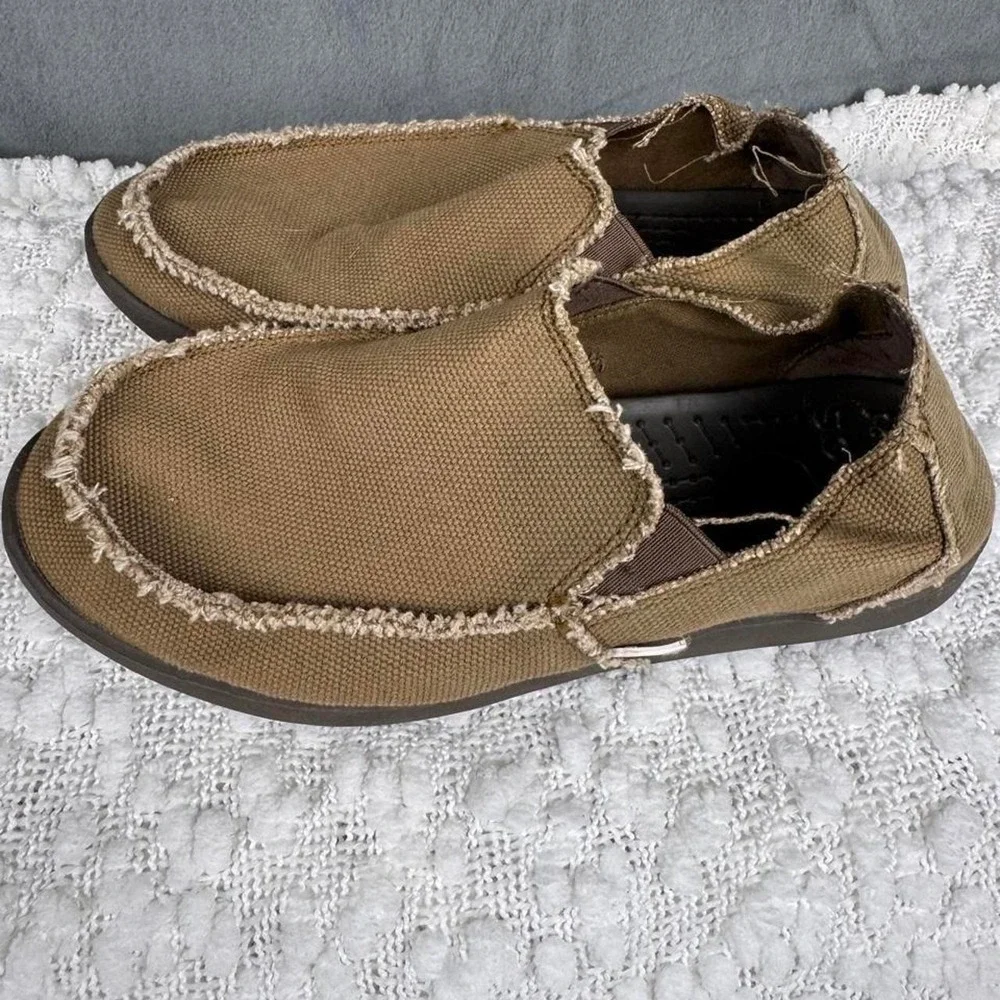 CROCS brown canvas